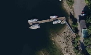 Images aériennes des ports pour petits bateaux Secret Cove, Colombie-Britannique