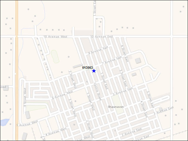 Une carte de la zone qui entoure immédiatement le bâtiment numéro 013563