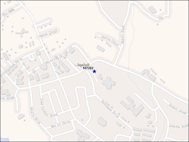 Une carte de la zone qui entoure immédiatement le bâtiment numéro 107282