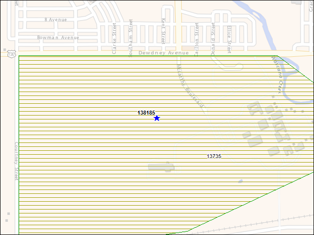 Une carte de la zone qui entoure immédiatement le bâtiment numéro 138185